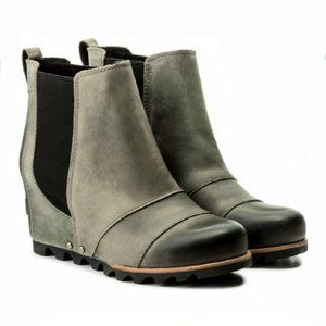 Lea wedge boots by Sorel